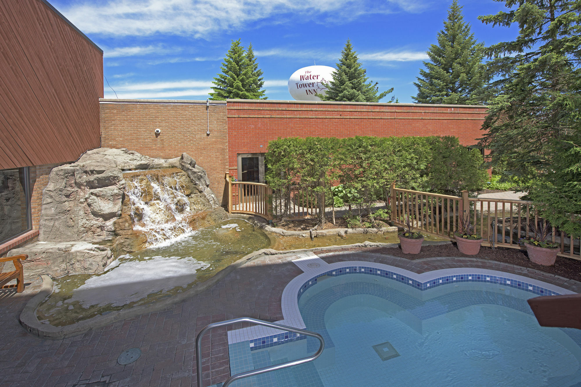 The Water Tower Inn - BW Premier Collection Sault Sainte Marie Esterno foto